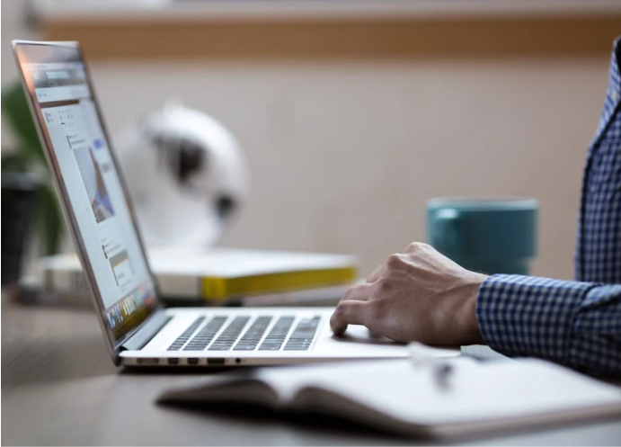 Experience Effortless Collaboration with Developers in Your Time Zone